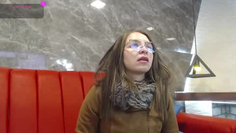 Snapshot of _isaabellaa chatting on March 10, 2025, 11:21 am Isa online show from March 10, 2025, 11:21 am
