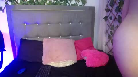 Snapshot of _ivone_golosa chatting on June 26, 2026, 1:21 am Ivone online show from June 26, 2026, 1:21 am