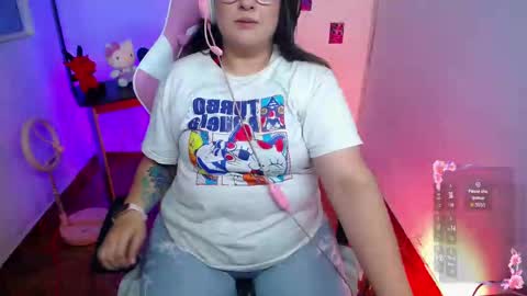 _jadee_p_ online show from September 11, 2025, 2:44 am