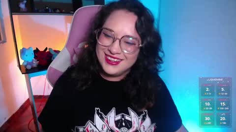 _jadee_p_ online show from September 19, 2025, 11:16 pm