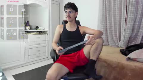 James online show from March 18, 2026, 1:42 am