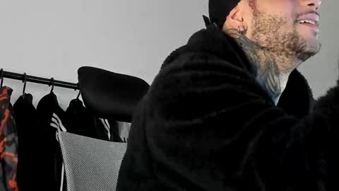 jeison online show from December 4, 2025, 3:49 am