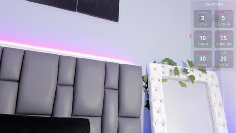 Jasmine online show from October 11, 2025, 8:18 pm