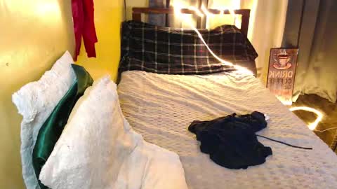 Snapshot of _jazzysweetheart_ chatting on April 6, 2026, 4:52 pm _jazzysweetheart_ online show from April 6, 2026, 4:52 pm