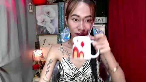 Snapshot of _jejebel chatting on November 7, 2025, 9:15 pm Maria online show from November 7, 2025, 9:15 pm