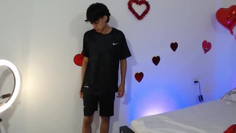 Snapshot of _jhossua_and_valerio_ chatting on February 28, 2026, 10:22 pm JHOSSUA VALERIO online show from February 28, 2026, 10:22 pm