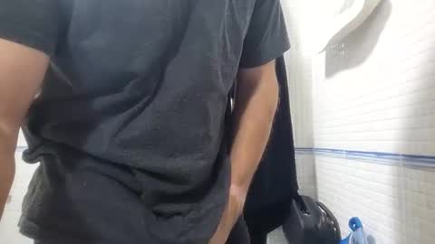 Jonnhy online show from October 9, 2025, 10:24 am