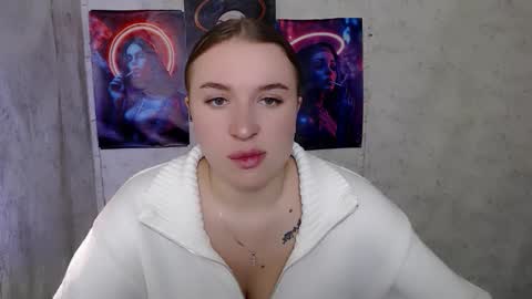 Jolia online show from October 14, 2025, 1:01 pm