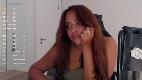 _just_a_queen_3 online show from June 23, 2026, 7:28 am