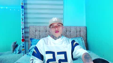 Snapshot of _justinmoon2 chatting on December 21, 2025, 1:57 am mod online show from December 21, 2025, 1:57 am