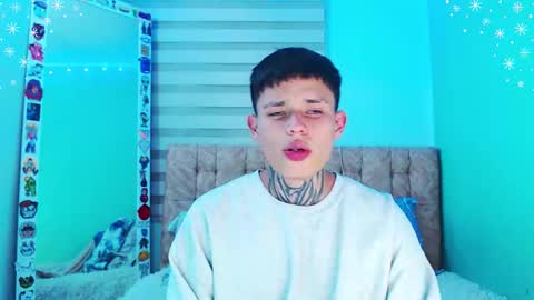 Snapshot of _justinmoon2 chatting on December 23, 2025, 2:31 am mod online show from December 23, 2025, 2:31 am