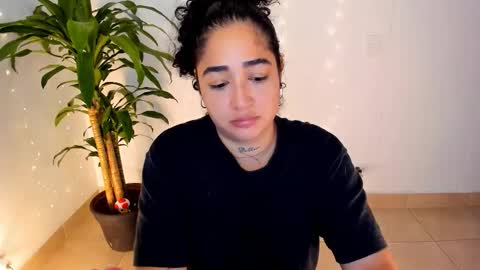 Snapshot of _kat_1 chatting on February 19, 2026, 2:35 pm online show from February 19, 2026, 2:35 pm