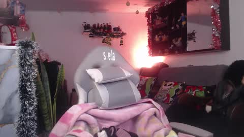 Snapshot of _kat_sweet chatting on December 3, 2025, 3:25 am Cata online show from December 3, 2025, 3:25 am