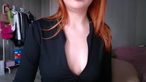 katemiller online show from December 26, 2024, 8:50 am