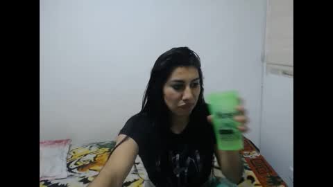 kateryn online show from November 16, 2025, 3:12 am