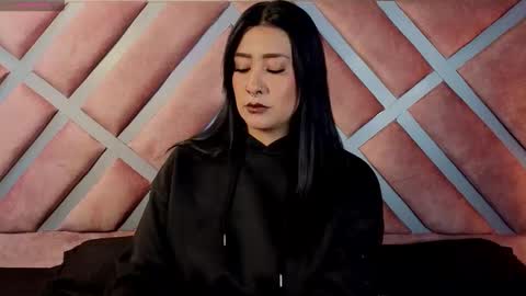 kelly online show from March 9, 2026, 1:37 pm