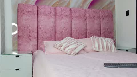 Kendall online show from February 19, 2026, 11:50 am