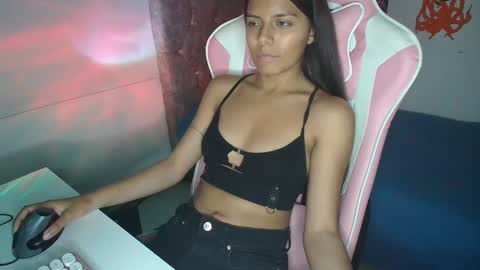 _kendall_jones online show from February 12, 2025, 1:52 am