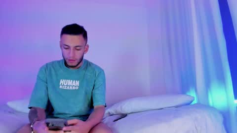    online show from September 16, 2025, 4:35 am