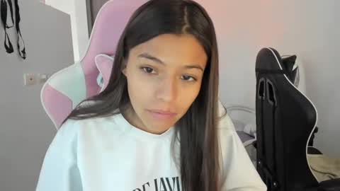 khloe sweet online show from October 8, 2025, 6:05 pm