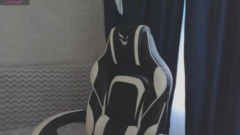 Molly   Emily online show from September 23, 2025, 7:44 am