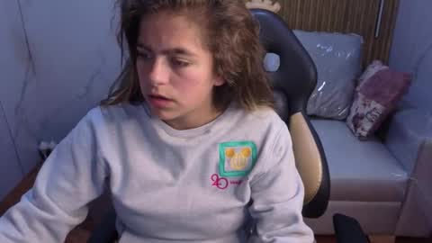 Snapshot of _kitten_1 chatting on January 15, 2026, 5:16 pm _kitten_1 online show from January 15, 2026, 5:16 pm