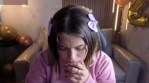 Snapshot of _kitten_1 chatting on July 9, 2026, 1:53 am _kitten_1 online show from July 9, 2026, 1:53 am