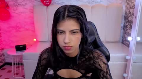 Hi Stream 300pm to 900pm online show from February 18, 2026, 1:18 pm