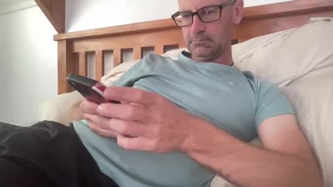 Snapshot of _kiwi_cock chatting on March 23, 2026, 8:46 pm Kiwi online show from March 23, 2026, 8:46 pm