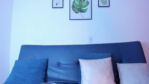  koriinn  online show from February 19, 2025, 12:14 am