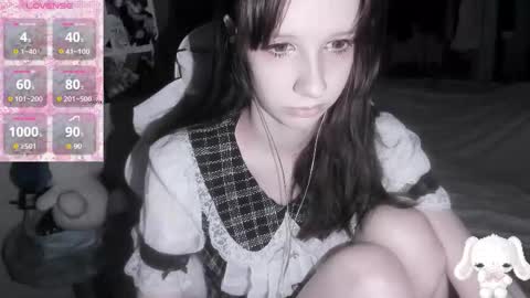  kuro  online show from March 17, 2026, 4:43 pm