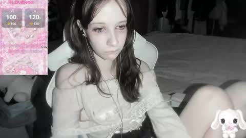  kuro  online show from April 3, 2026, 7:39 am