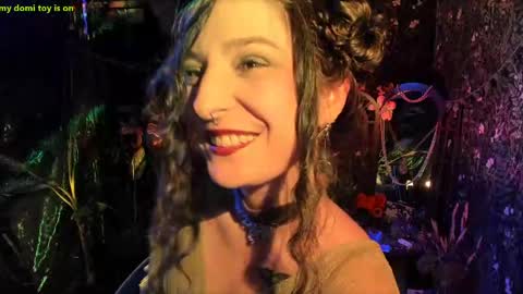 Lady Luna online show from April 26, 2026, 8:06 pm