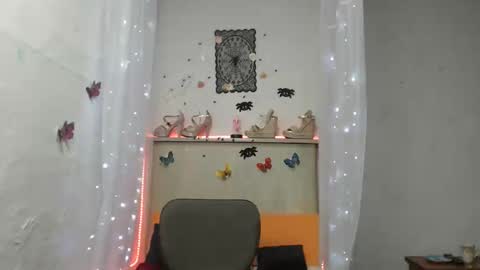 SANDRA online show from October 31, 2025, 6:03 am