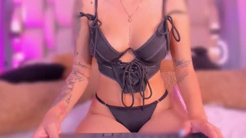     online show from November 9, 2025, 7:45 pm