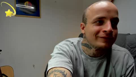 Layne online show from May 22, 2026, 11:49 am