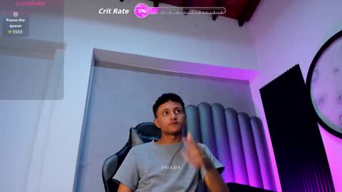 _leohot_ online show from November 9, 2025, 3:38 am