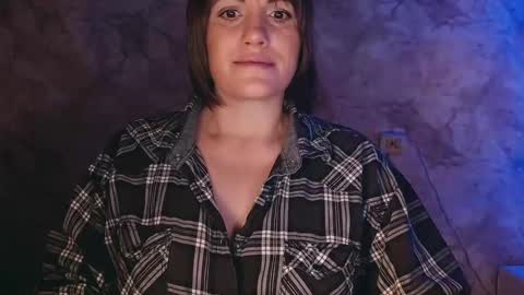 Letty online show from December 6, 2024, 1:29 am