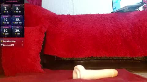 leyla online show from April 21, 2026, 9:06 pm