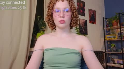 Snapshot of _lightmyfire chatting on February 4, 2025, 1:45 am Salome Lovense always on from 5 tk My content and your custom requests online show from February 4, 2025, 1:45 am