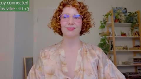 Snapshot of _lightmyfire chatting on October 5, 2025, 6:12 am Salome Lovense always on from 5 tk My content and your custom requests online show from October 5, 2025, 6:12 am