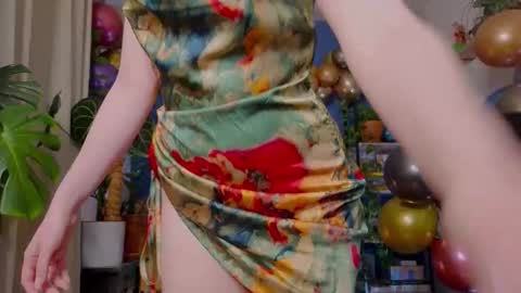 Snapshot of _lightmyfire chatting on November 8, 2025, 8:18 pm Salome Lovense always on from 5 tk My content and your custom requests online show from November 8, 2025, 8:18 pm