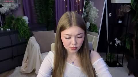 _liilcrystal_ online show from June 21, 2026, 6:54 pm