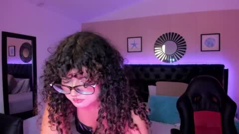Liily online show from April 10, 2026, 4:50 am