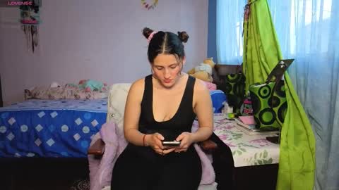 Lindasy online show from November 12, 2025, 9:03 pm