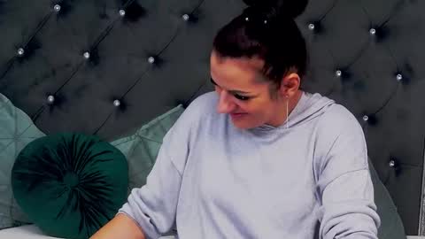 Lisa online show from January 30, 2025, 6:21 pm