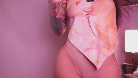 Lissana online show from December 1, 2025, 10:15 pm