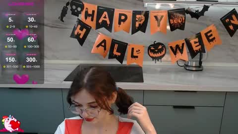 Viola online show from November 4, 2025, 4:33 am