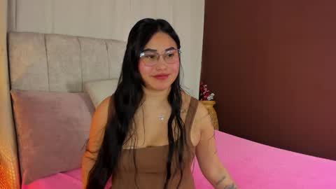 Ivy 3 online show from October 24, 2025, 7:21 pm