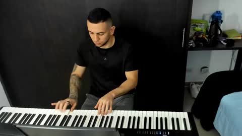 logan online show from October 10, 2025, 12:42 am